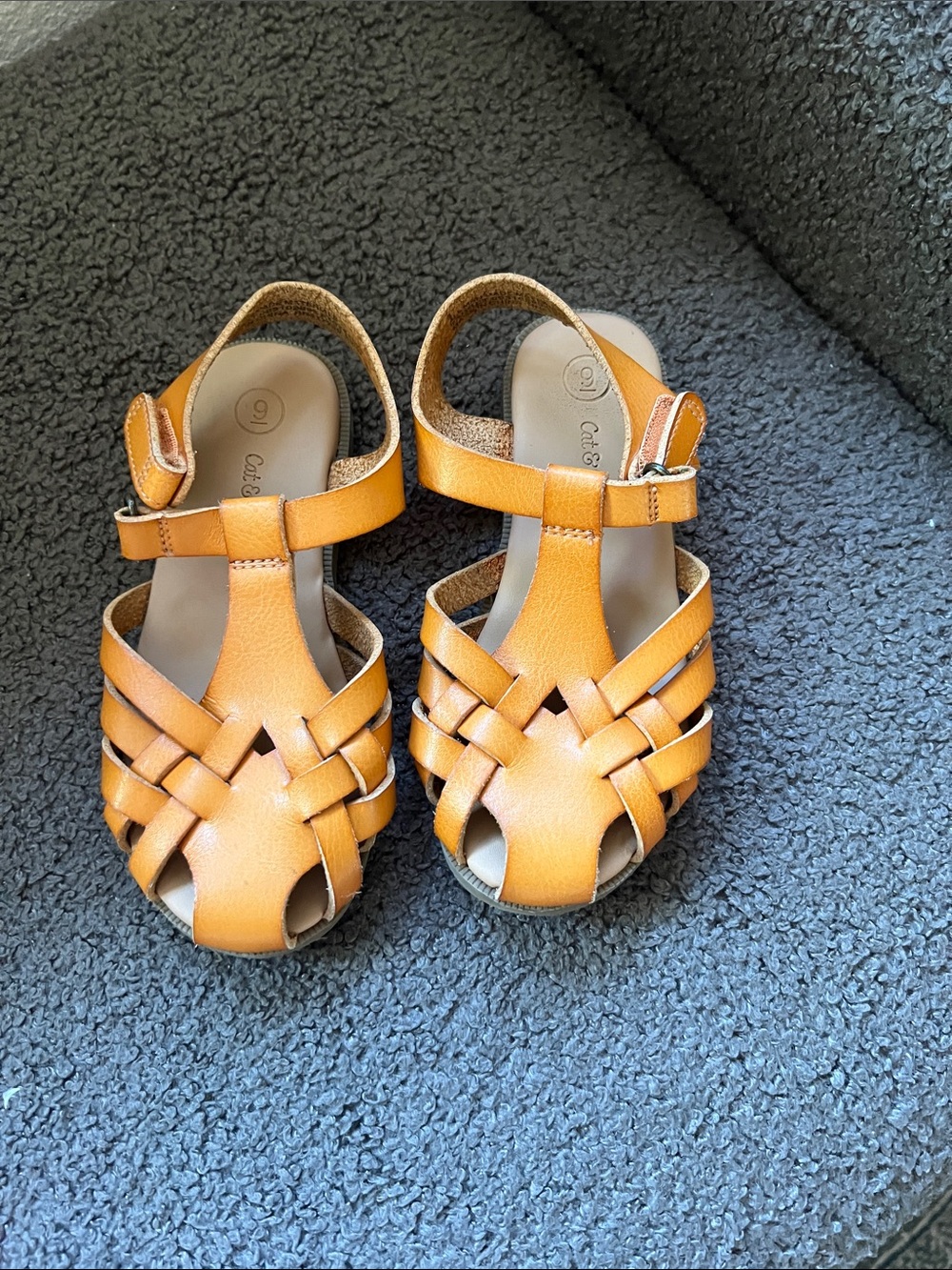 Cat & Jack Toddler Woven T-Strap Sandals Size 9